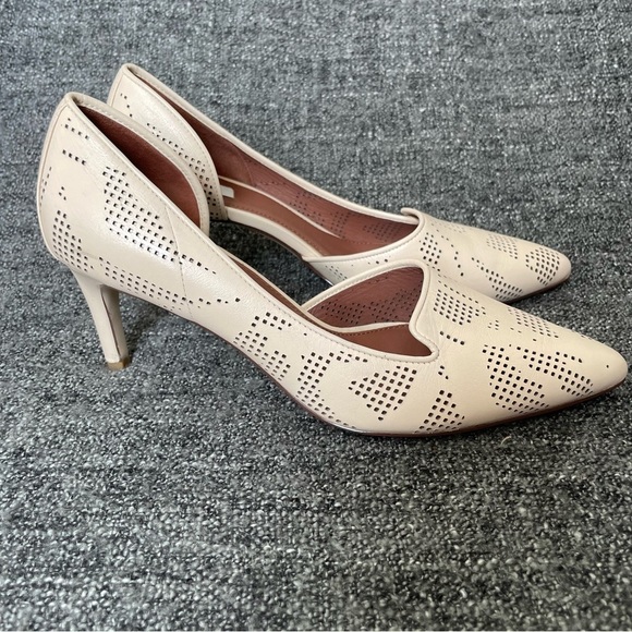 Cole Haan Cream Heels - Picture 1 of 9